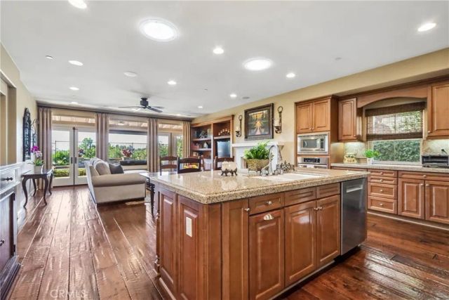 31 Portalon Court, Ladera Ranch, CA 92694