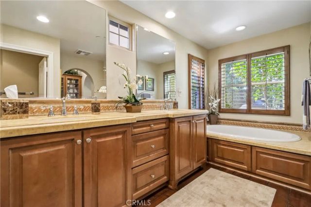 31 Portalon Court, Ladera Ranch, CA 92694