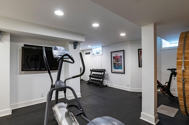 657 Lincoln Avenue, Saint Paul, MN 55105