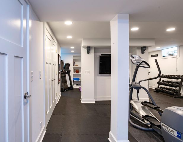 657 Lincoln Avenue, Saint Paul, MN 55105