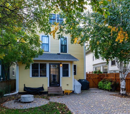 657 Lincoln Avenue, Saint Paul, MN 55105