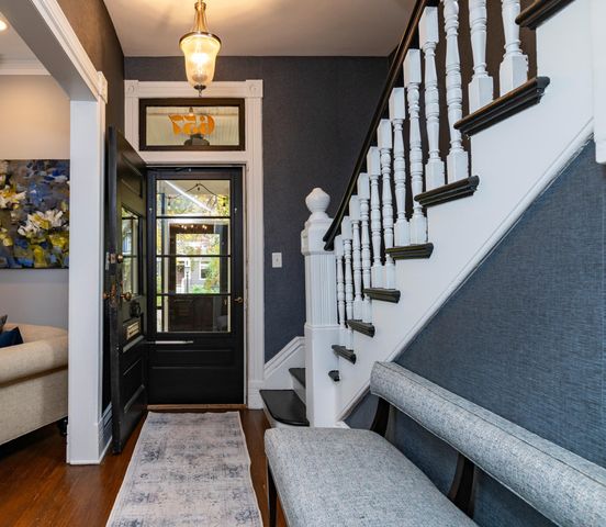 657 Lincoln Avenue, Saint Paul, MN 55105