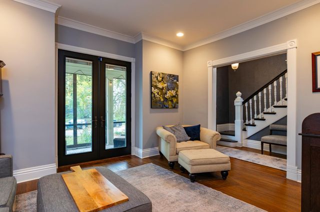 657 Lincoln Avenue, Saint Paul, MN 55105