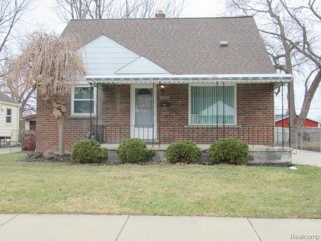 25645 Waldorf Street, Roseville, MI 48066