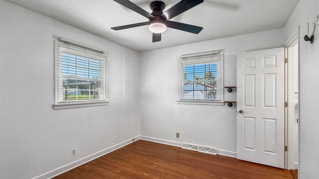 1351 Luckee Avenue, Heath, OH 43056