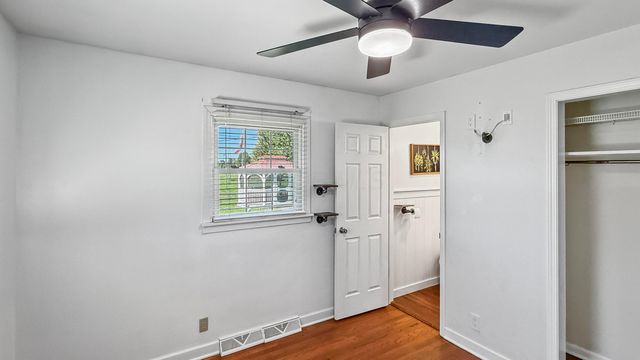 1351 Luckee Avenue, Heath, OH 43056