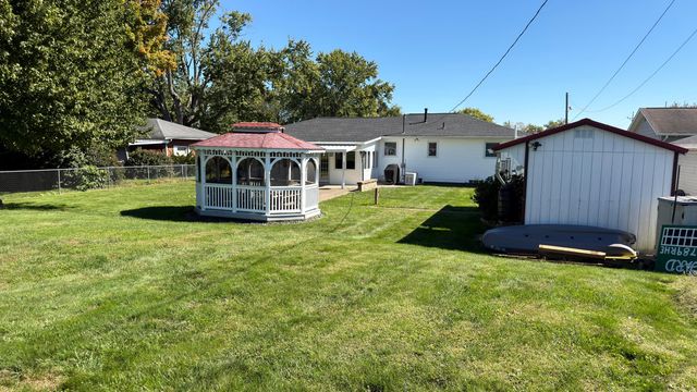 1351 Luckee Avenue, Heath, OH 43056