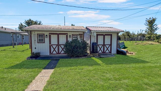 1351 Luckee Avenue, Heath, OH 43056
