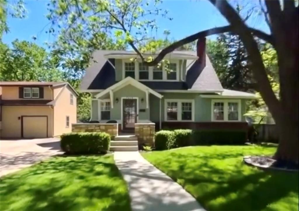 7419 Jarboe Street, Kansas City, MO 64114