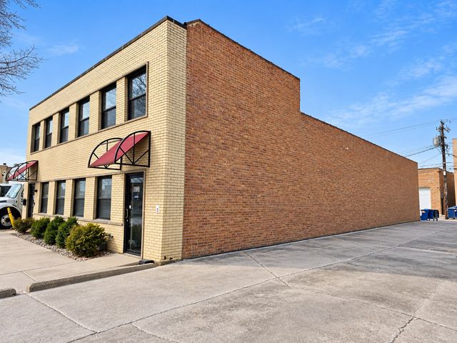 8030 Lawndale Avenue, Skokie, IL 60076