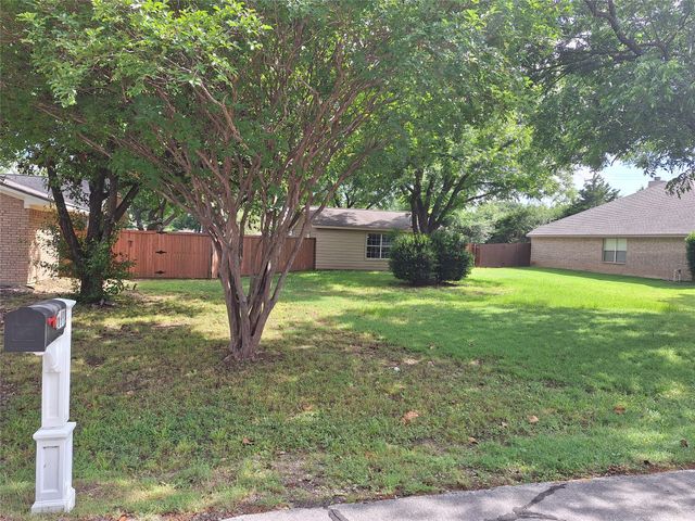 2701 Poplar Drive, Flower Mound, TX 75028