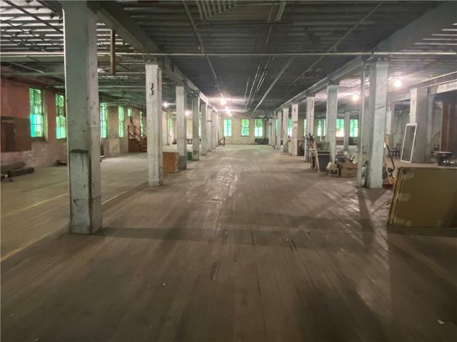 217 S 4th Street, St Joseph, MO 64501