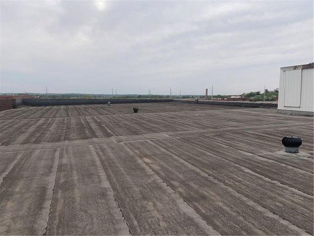 217 S 4th Street, St Joseph, MO 64501