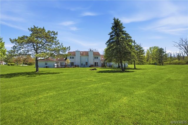 113 Southwick Drive, Orchard Park, NY 14127