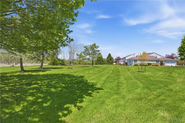 113 Southwick Drive, Orchard Park, NY 14127
