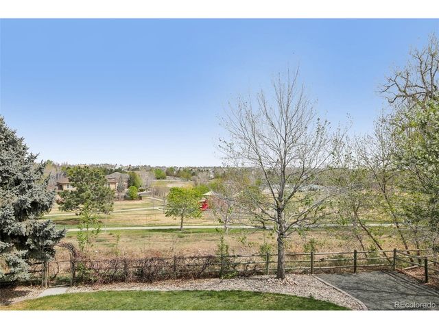 561 Breckenridge Dr, Broomfield, CO 80020
