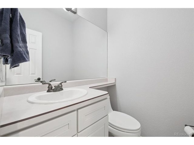 561 Breckenridge Dr, Broomfield, CO 80020