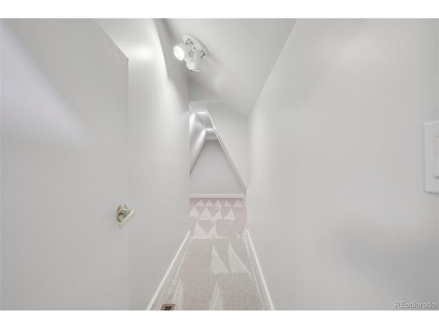 561 Breckenridge Dr, Broomfield, CO 80020