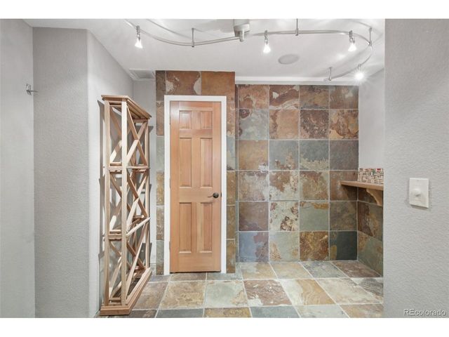 561 Breckenridge Dr, Broomfield, CO 80020