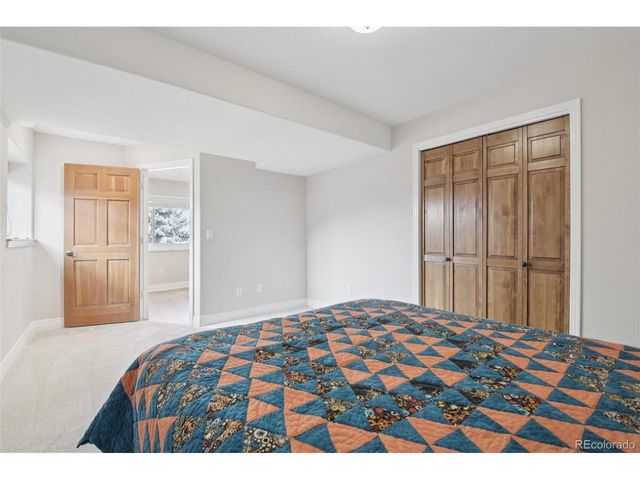 561 Breckenridge Dr, Broomfield, CO 80020