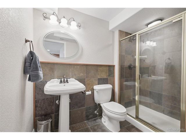 561 Breckenridge Dr, Broomfield, CO 80020