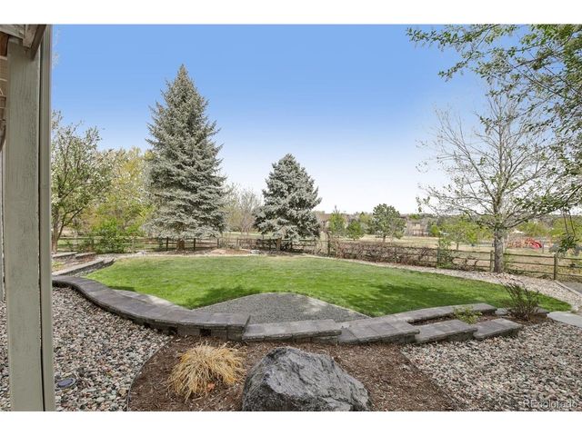561 Breckenridge Dr, Broomfield, CO 80020