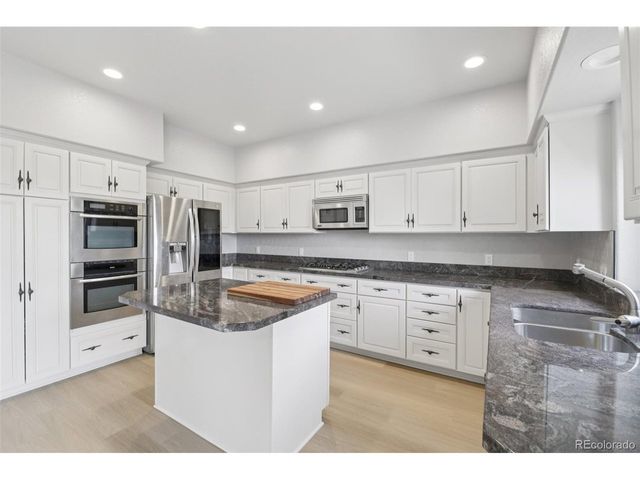 561 Breckenridge Dr, Broomfield, CO 80020