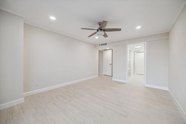 2016 Main Street 622, Houston, TX 77002