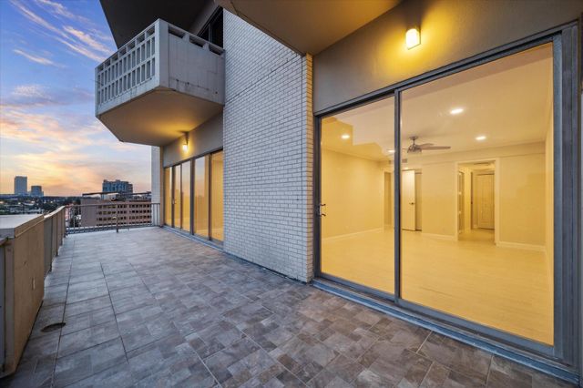 2016 Main Street 622, Houston, TX 77002