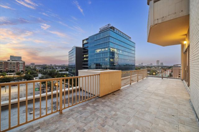 2016 Main Street 622, Houston, TX 77002