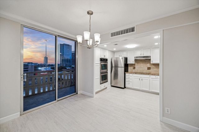 2016 Main Street 622, Houston, TX 77002