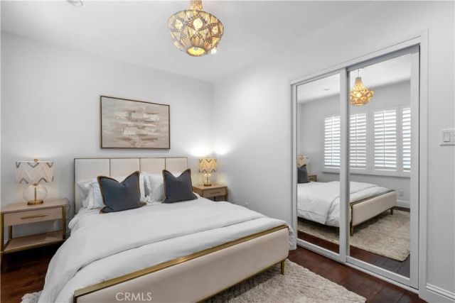 7840 Woodlake Avenue, West Hills, CA 91304