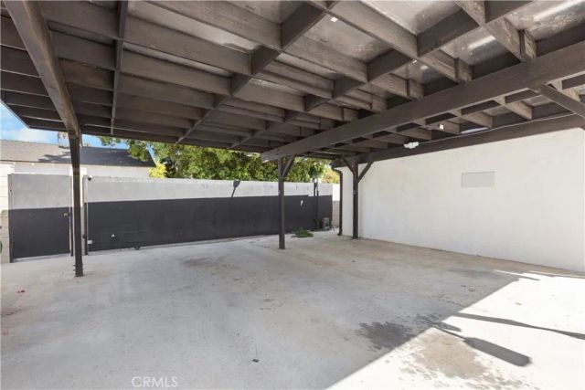 7840 Woodlake Avenue, West Hills, CA 91304