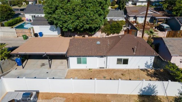 7840 Woodlake Avenue, West Hills, CA 91304