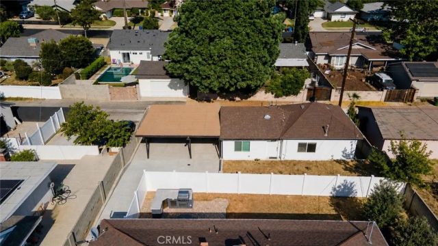 7840 Woodlake Avenue, West Hills, CA 91304