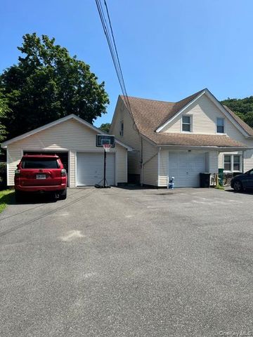 27 Washington Avenue, Sloatsburg, NY 10974