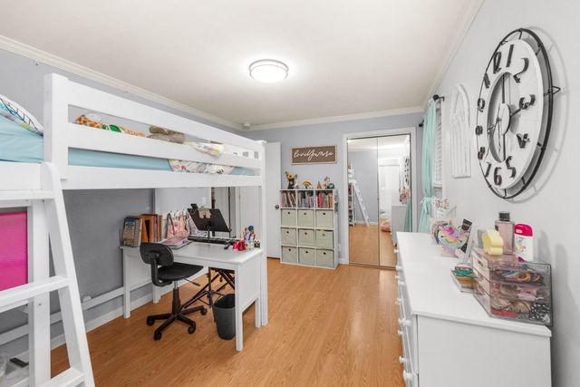 100 Cloverdale Ct, Hendersonville, TN 37075