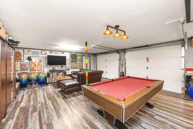 100 Cloverdale Ct, Hendersonville, TN 37075