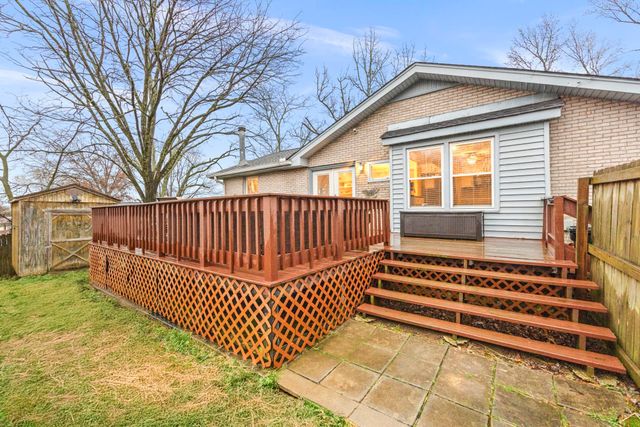 100 Cloverdale Ct, Hendersonville, TN 37075