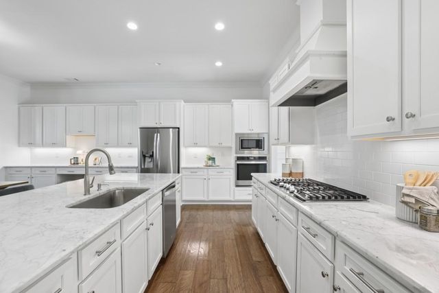 2422 Skyland Way NE, Brookhaven, GA 30319