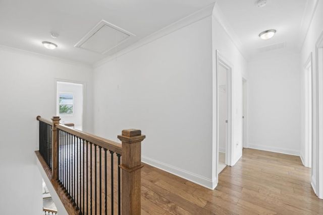 2422 Skyland Way NE, Brookhaven, GA 30319