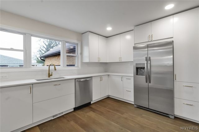 102 Scamridge, Amherst, NY 14221