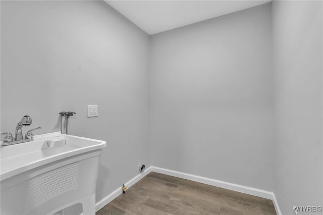 102 Scamridge, Amherst, NY 14221