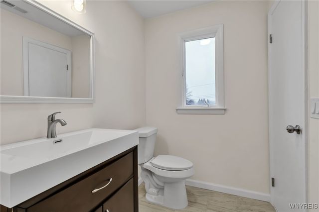 102 Scamridge, Amherst, NY 14221