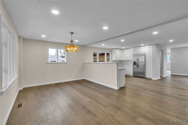 102 Scamridge, Amherst, NY 14221