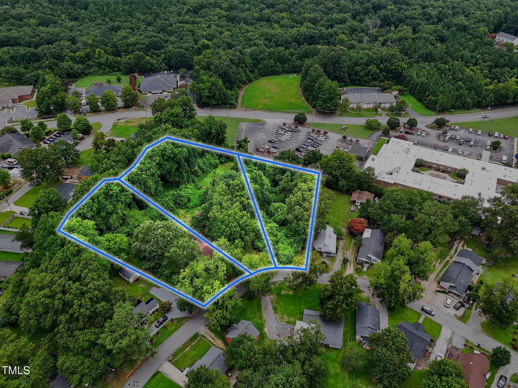 19 & 21 Waddell Drive, Smithfield, NC 27577