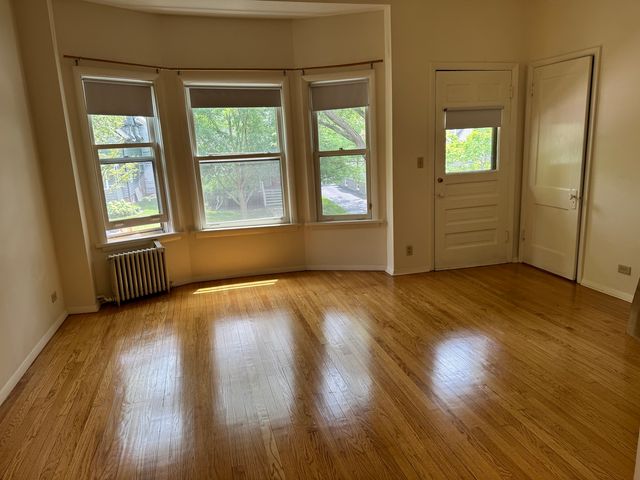 1462 Wilmette Avenue 2, Wilmette, IL 60091