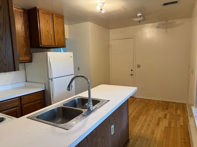 1462 Wilmette Avenue 2, Wilmette, IL 60091