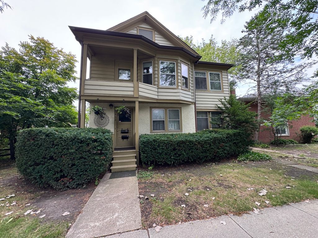 1462 Wilmette Avenue 2, Wilmette, IL 60091