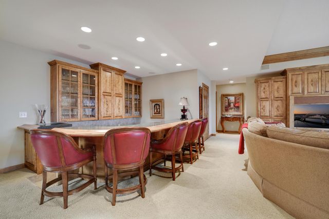 15330 Masons Pointe, Eden Prairie, MN 55347